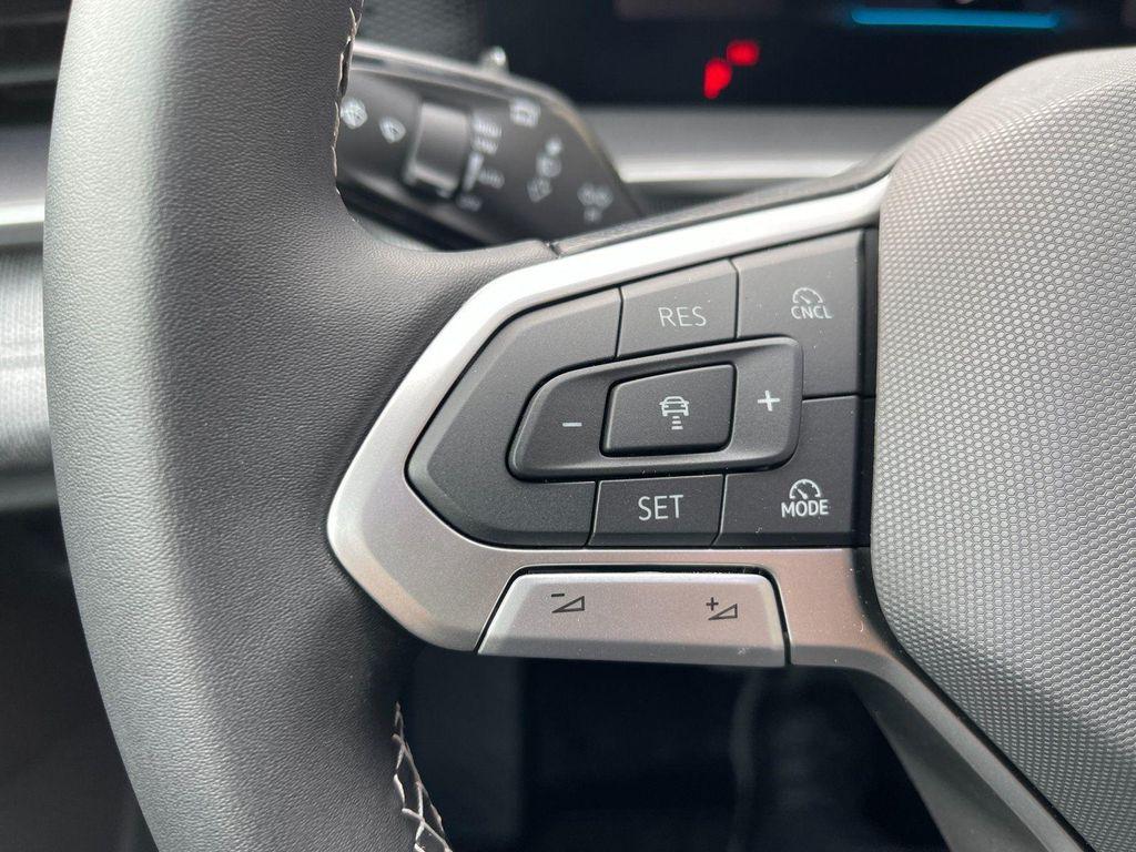 new 2026 Volkswagen Tiguan car, priced at $32,181