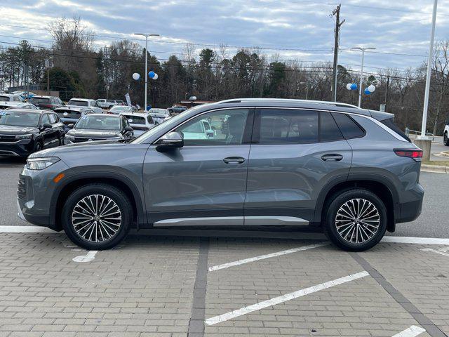 new 2026 Volkswagen Tiguan car, priced at $32,224