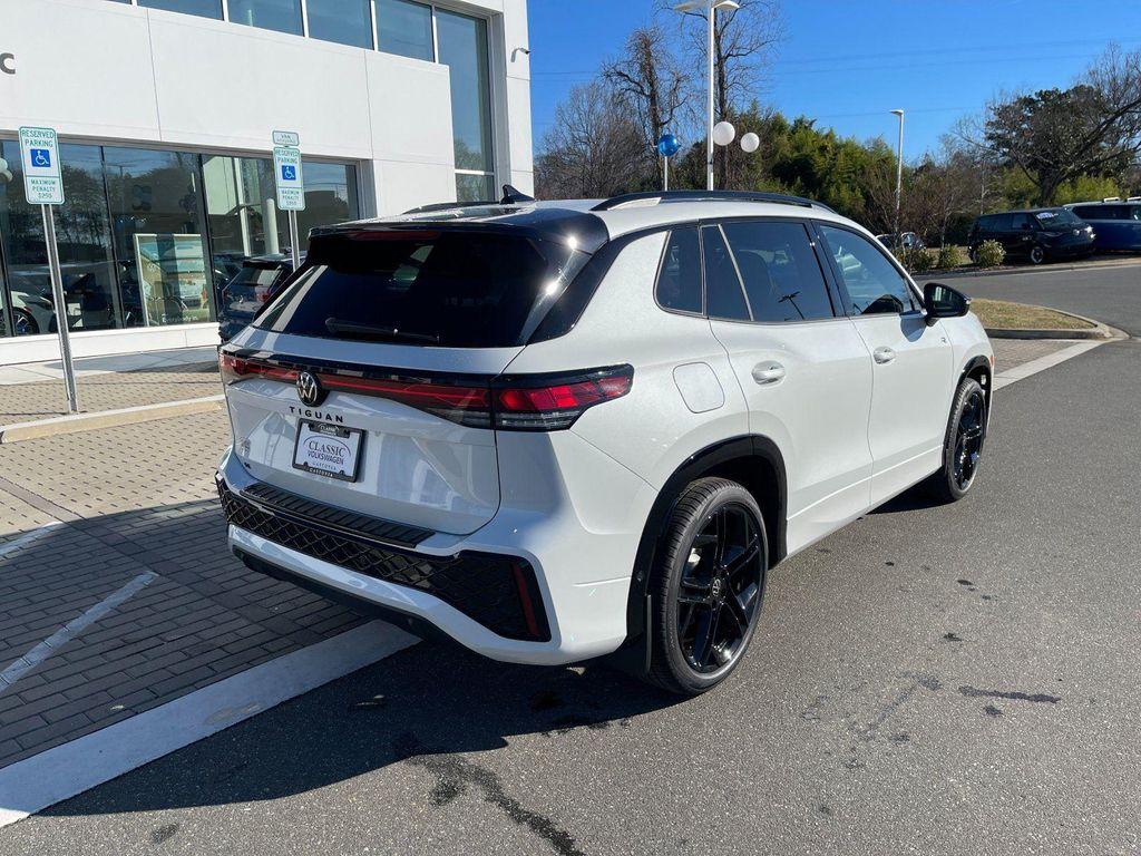 new 2026 Volkswagen Tiguan car, priced at $39,292