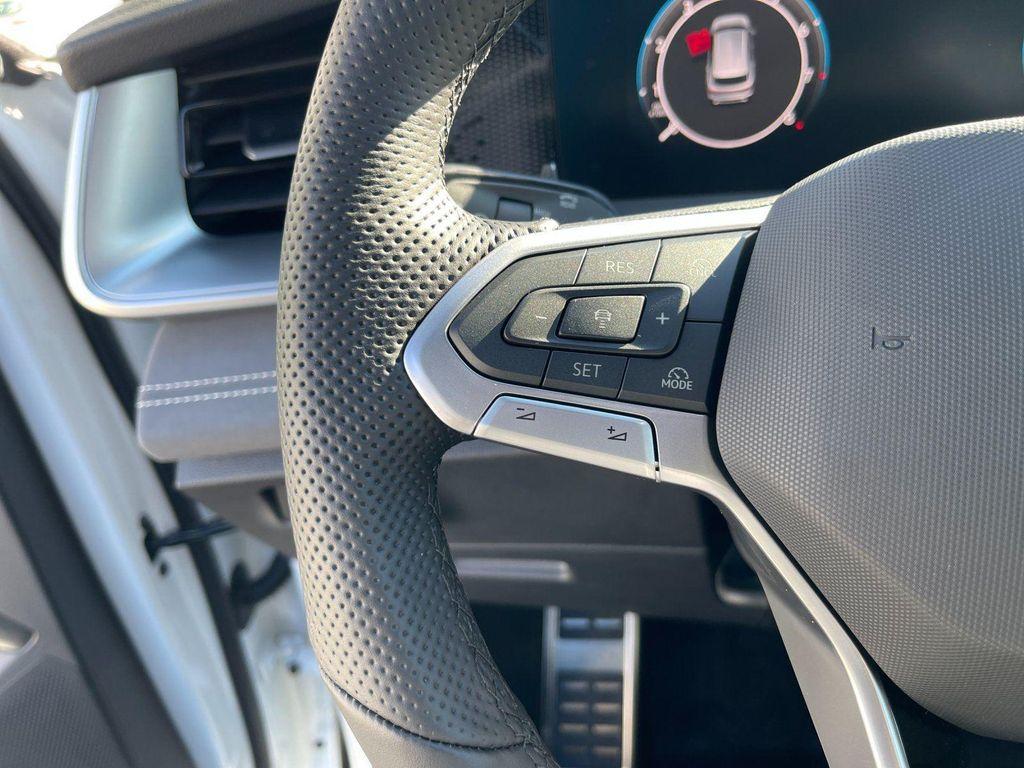 new 2026 Volkswagen Tiguan car, priced at $39,292