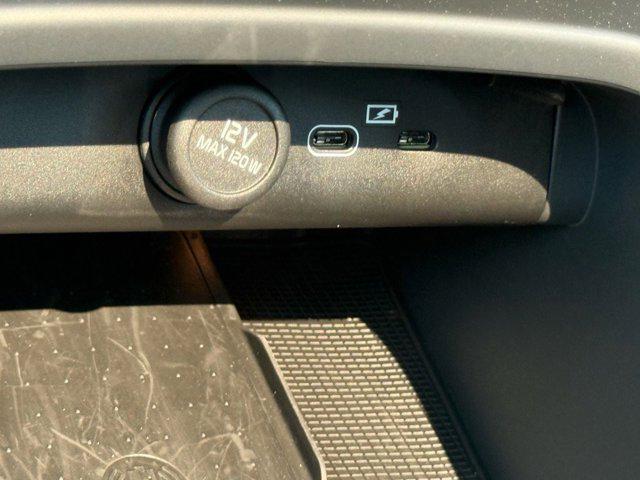 used 2024 Volvo C40 Recharge Pure Electric car, priced at $26,874