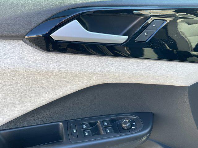 new 2026 Volkswagen Taos car, priced at $27,936