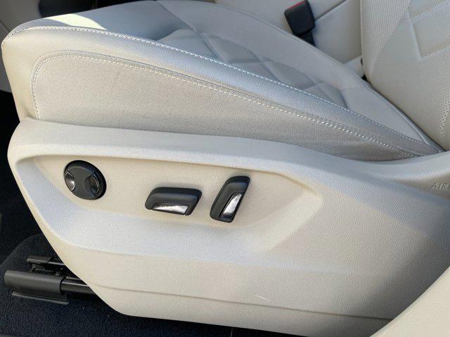 used 2025 Volkswagen Atlas car, priced at $39,475