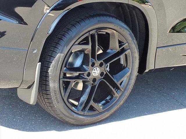 new 2025 Volkswagen Tiguan car, priced at $32,855