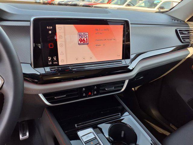 new 2025 Volkswagen Atlas car, priced at $43,334