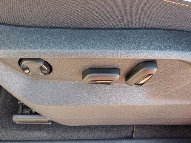 new 2025 Volkswagen Atlas car, priced at $43,334