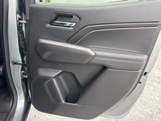 new 2025 GMC Canyon car, priced at $39,995