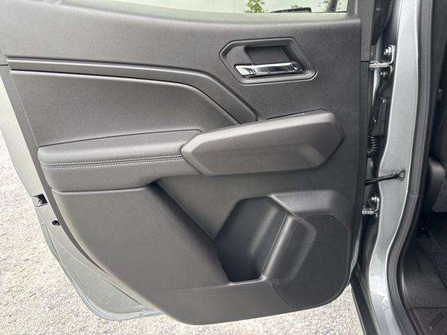 new 2025 GMC Canyon car, priced at $39,995