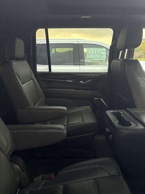 used 2021 GMC Yukon XL car, priced at $36,995