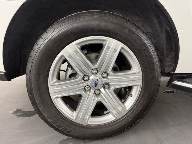 used 2021 Ford Expedition car, priced at $33,995