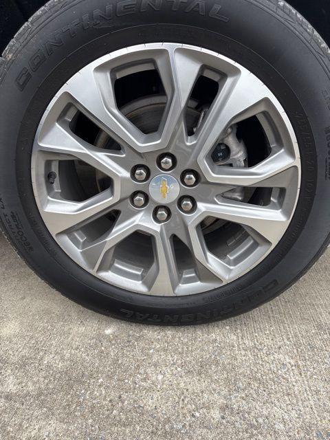 used 2021 Chevrolet Traverse car, priced at $28,995