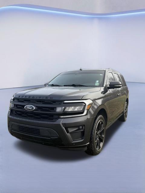used 2022 Ford Expedition car, priced at $45,995