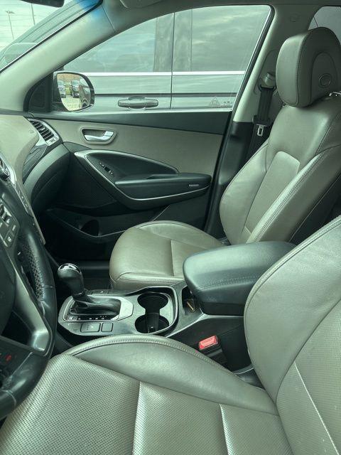 used 2016 Hyundai Santa Fe car