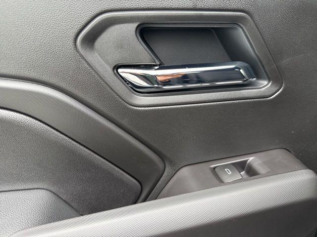 new 2025 GMC Canyon car, priced at $39,995