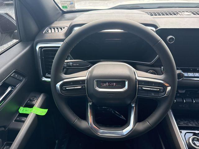 new 2025 GMC Canyon car, priced at $40,680