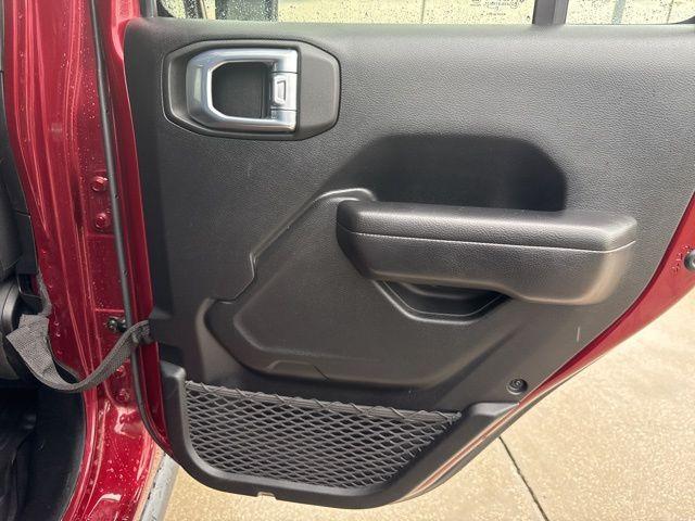 used 2021 Jeep Wrangler Unlimited car, priced at $27,995