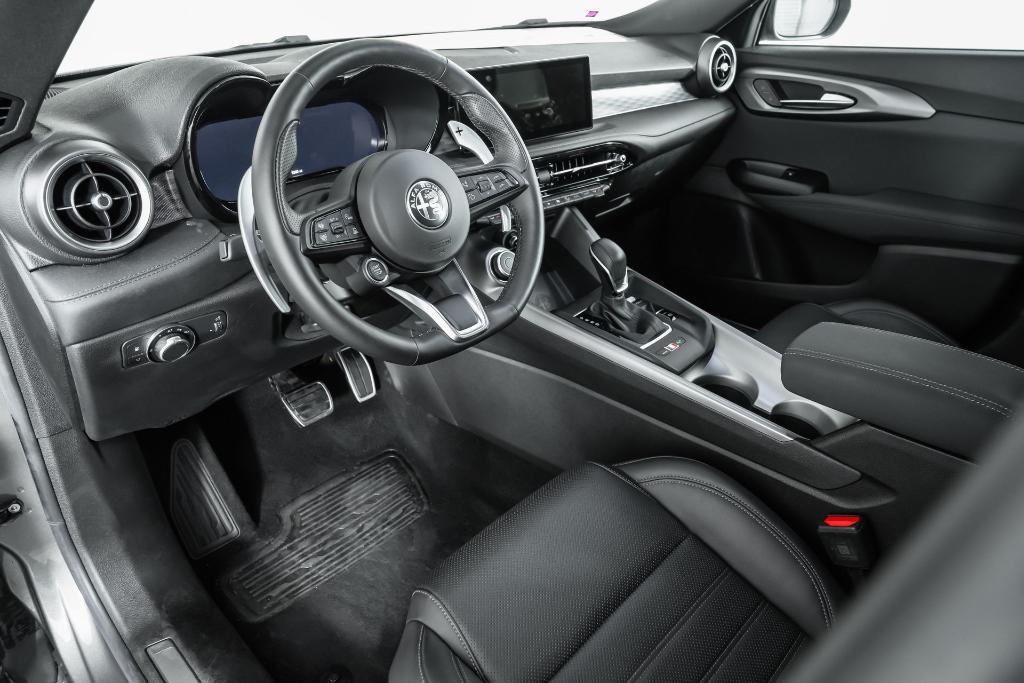 new 2024 Alfa Romeo Tonale car, priced at $57,645