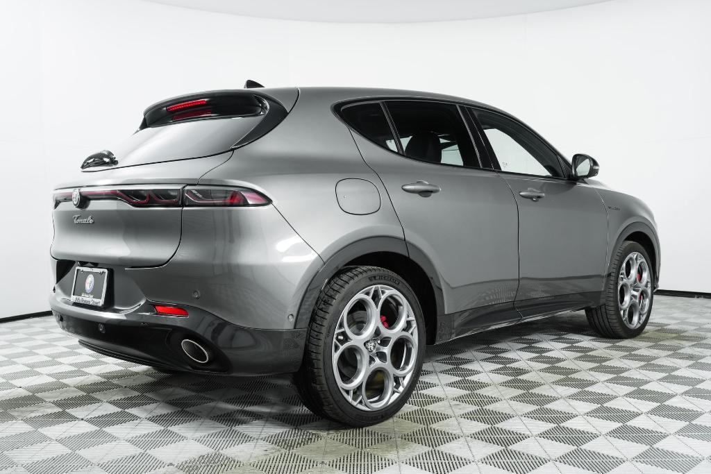 new 2024 Alfa Romeo Tonale car, priced at $57,645