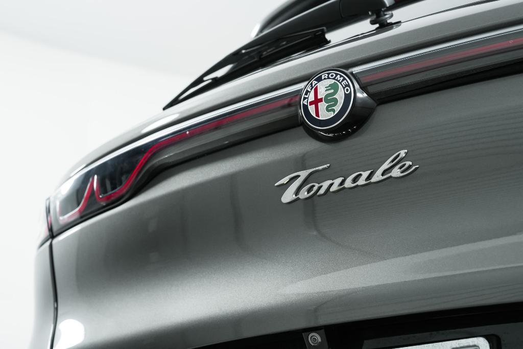 new 2024 Alfa Romeo Tonale car, priced at $57,645