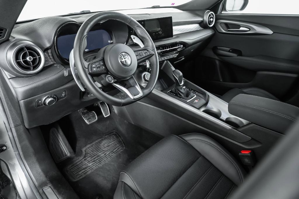 new 2024 Alfa Romeo Tonale car, priced at $57,645