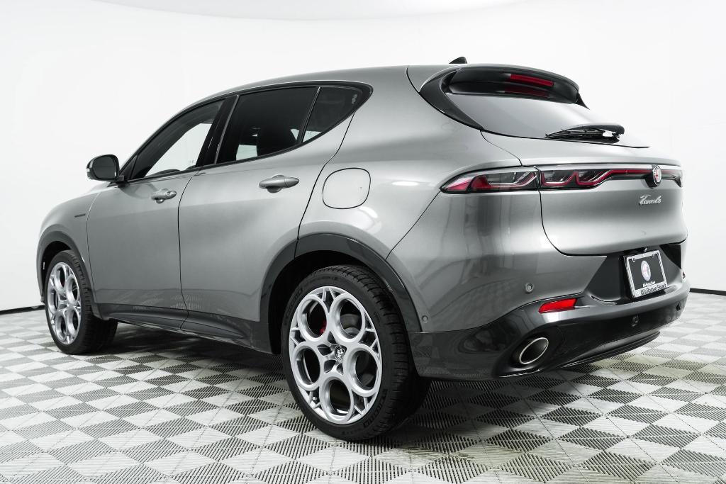 new 2024 Alfa Romeo Tonale car, priced at $57,645