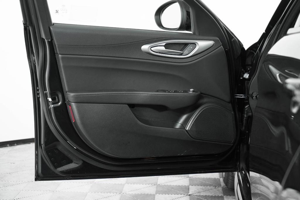 new 2025 Alfa Romeo Giulia car, priced at $46,800