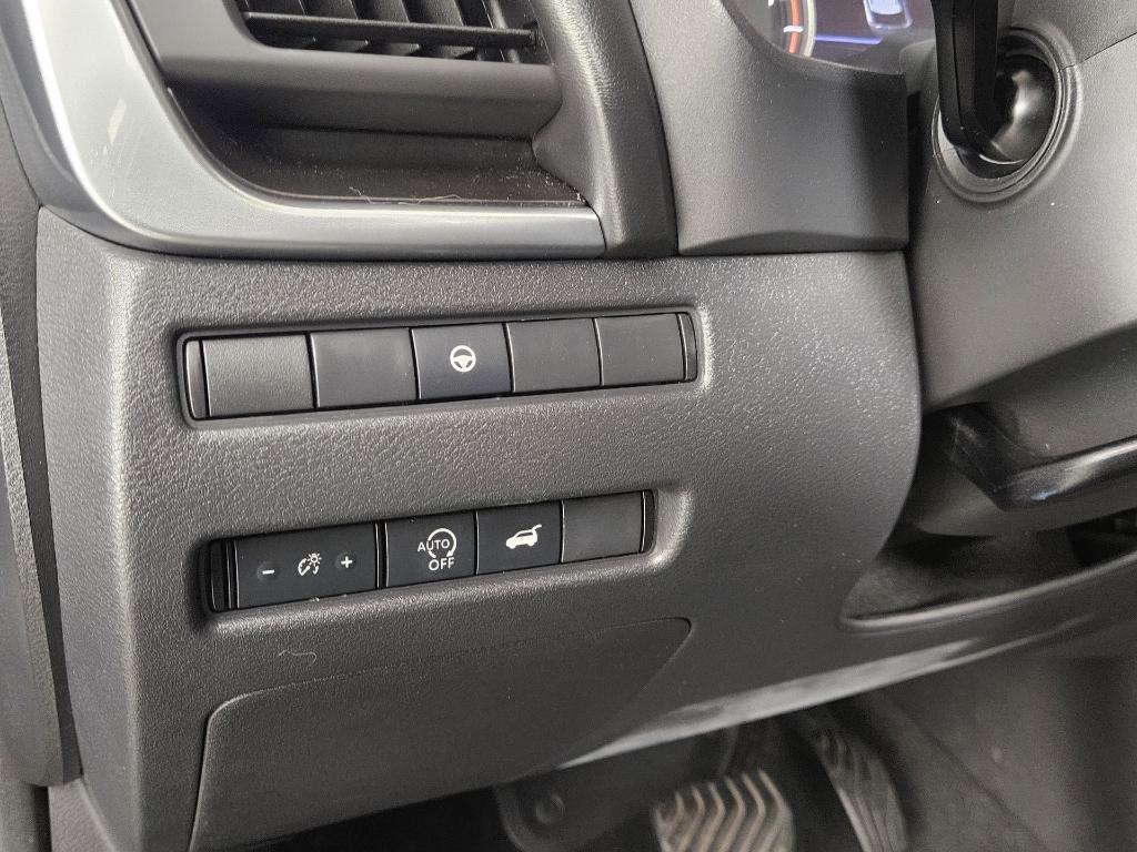 used 2023 Nissan Rogue car, priced at $21,088