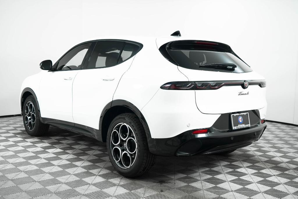 new 2025 Alfa Romeo Tonale car, priced at $34,150