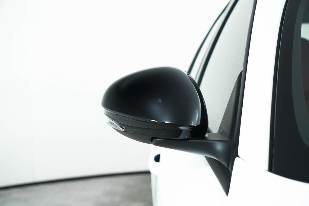 new 2024 Alfa Romeo Giulia car, priced at $36,980