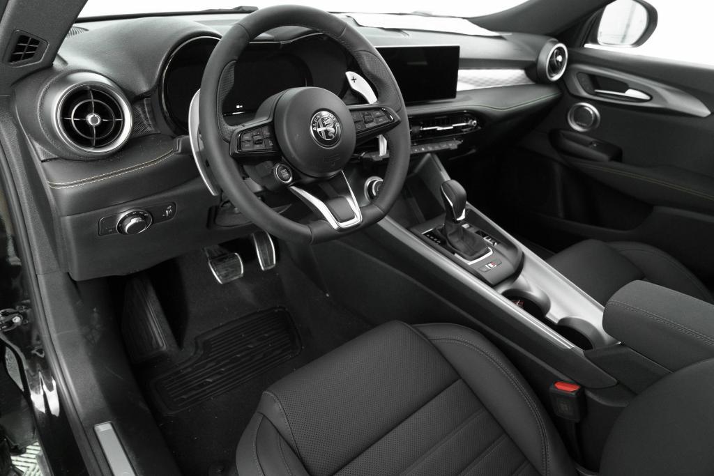 new 2025 Alfa Romeo Tonale car, priced at $42,300