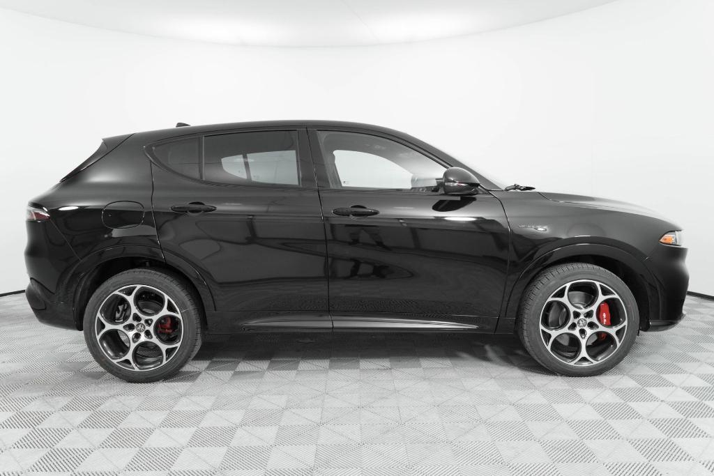 new 2025 Alfa Romeo Tonale car, priced at $42,300