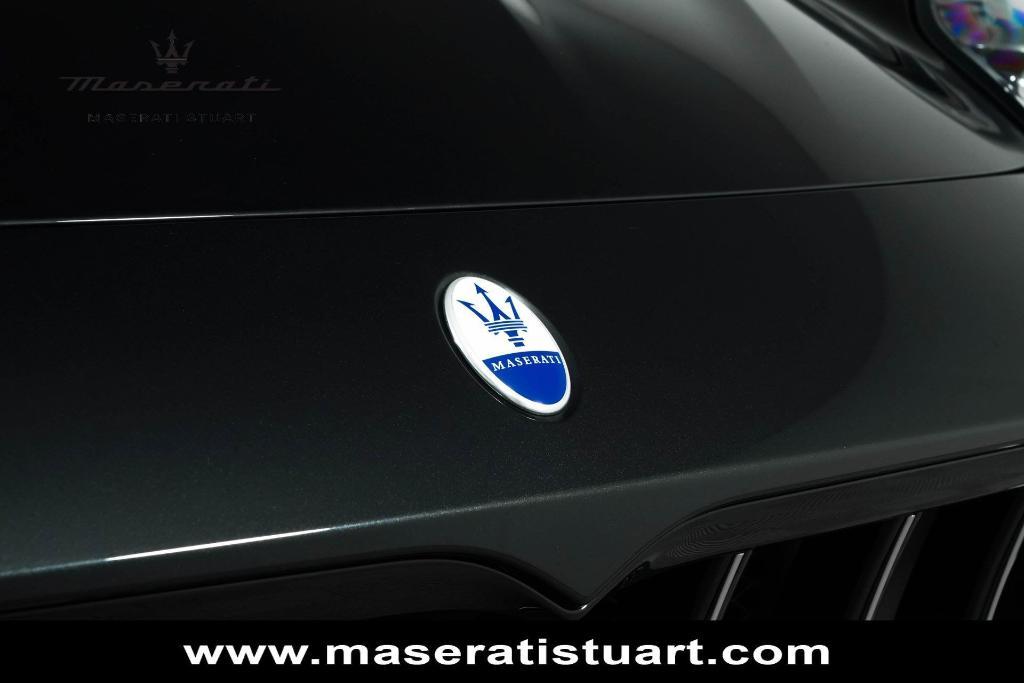 new 2025 Maserati Grecale car, priced at $89,915