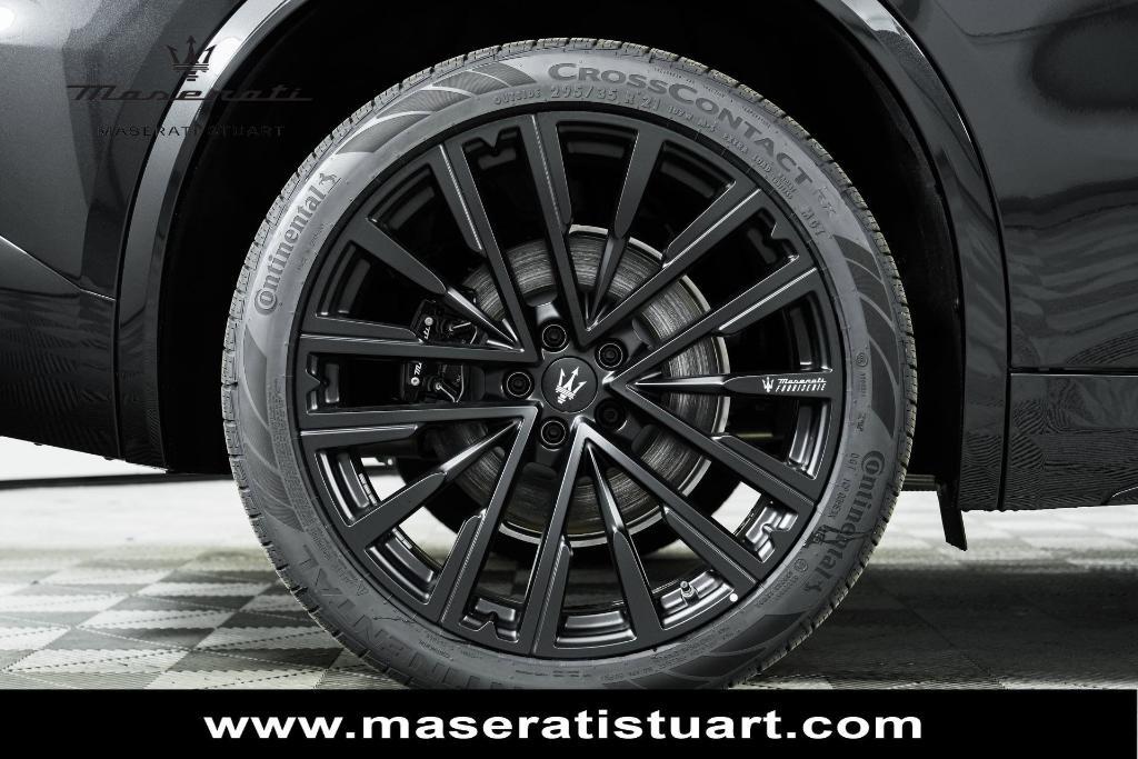 new 2025 Maserati Grecale car, priced at $104,575