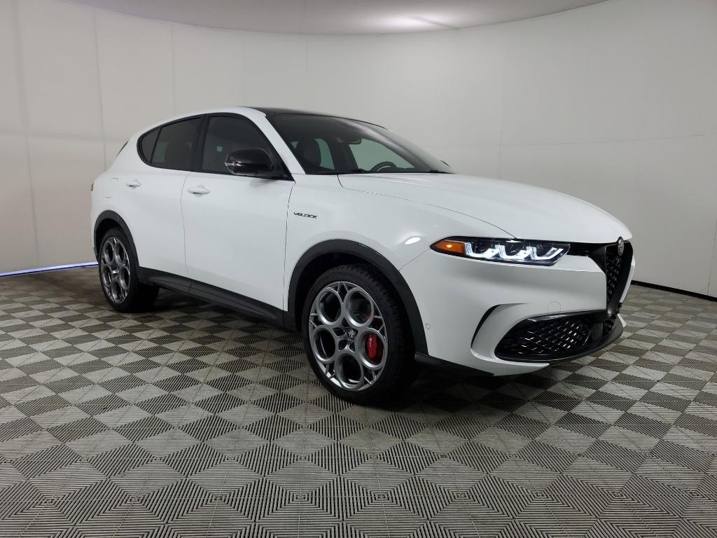used 2024 Alfa Romeo Tonale car, priced at $30,500