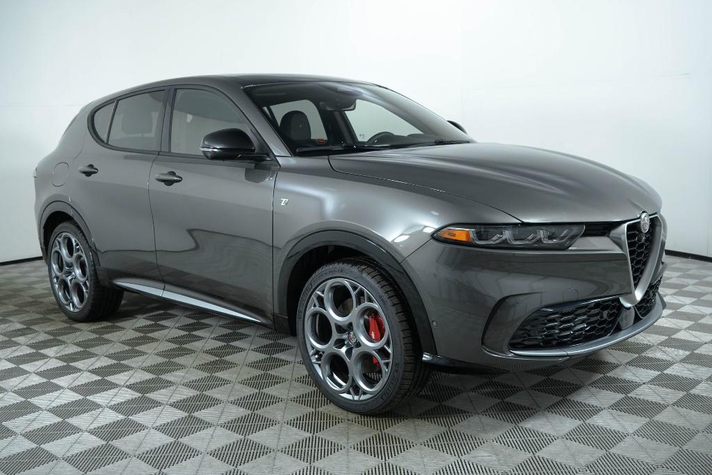 new 2024 Alfa Romeo Tonale car, priced at $39,880