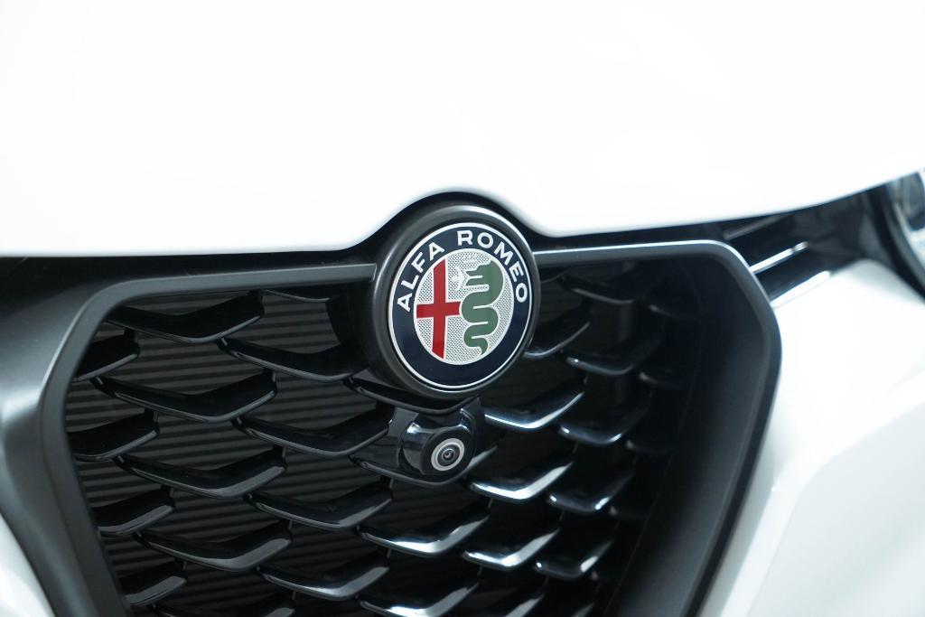 new 2024 Alfa Romeo Tonale car, priced at $39,990