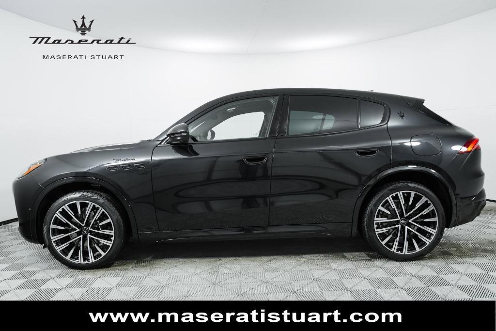 new 2025 Maserati Grecale car, priced at $98,515