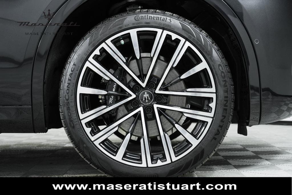 new 2025 Maserati Grecale car, priced at $98,515