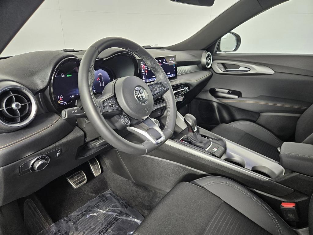 used 2025 Alfa Romeo Tonale car, priced at $27,288