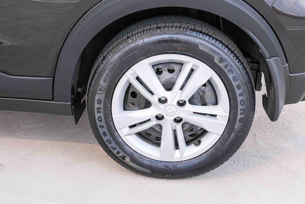 used 2025 Nissan Kicks Play car, priced at $20,085