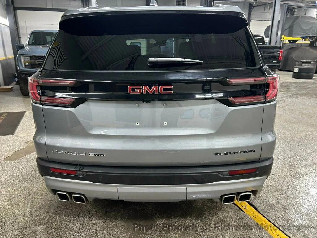 used 2025 GMC Acadia car, priced at $39,500