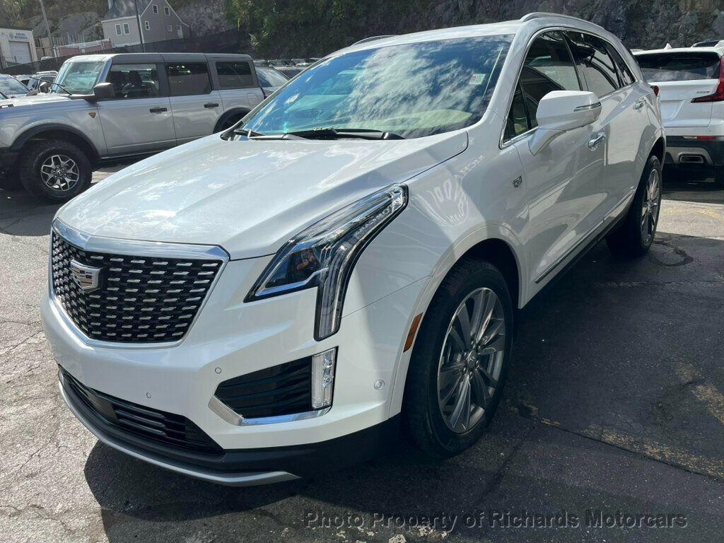 used 2021 Cadillac XT5 car, priced at $30,990