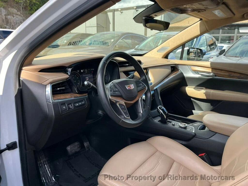 used 2021 Cadillac XT5 car, priced at $30,990