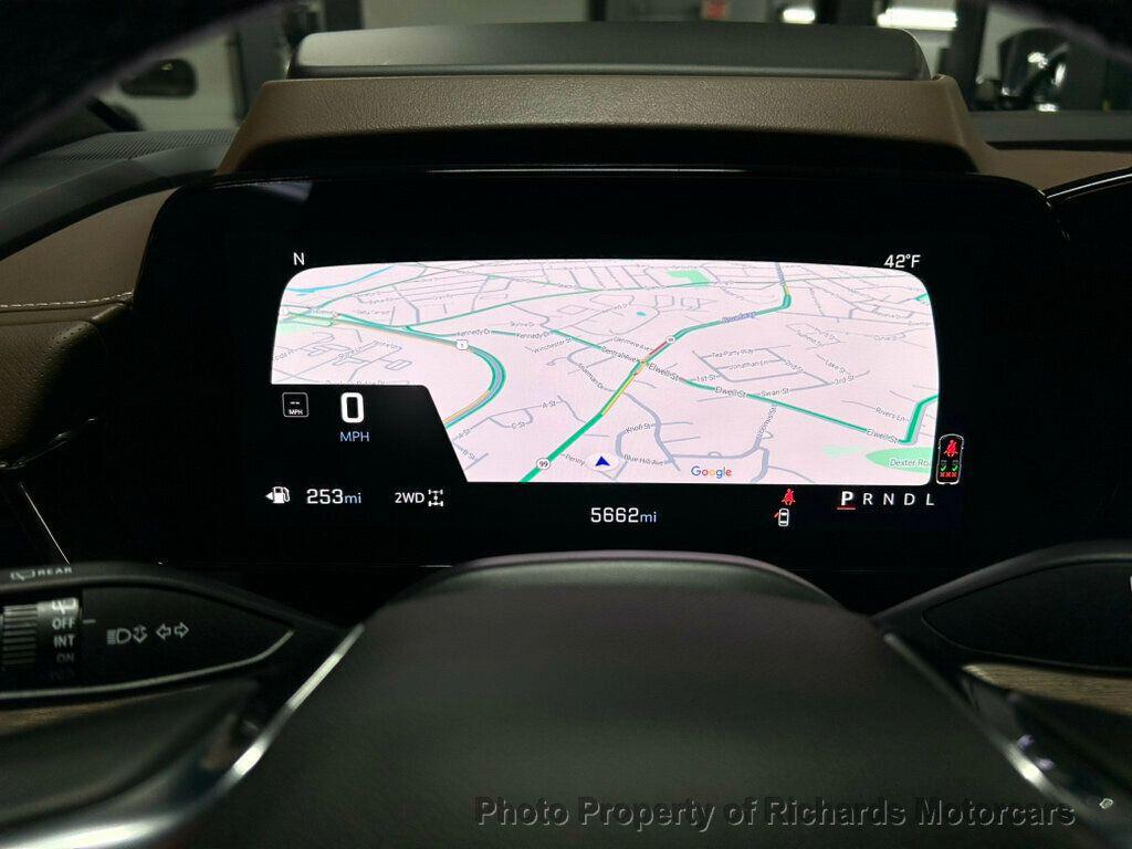 used 2025 Chevrolet Suburban car, priced at $84,000