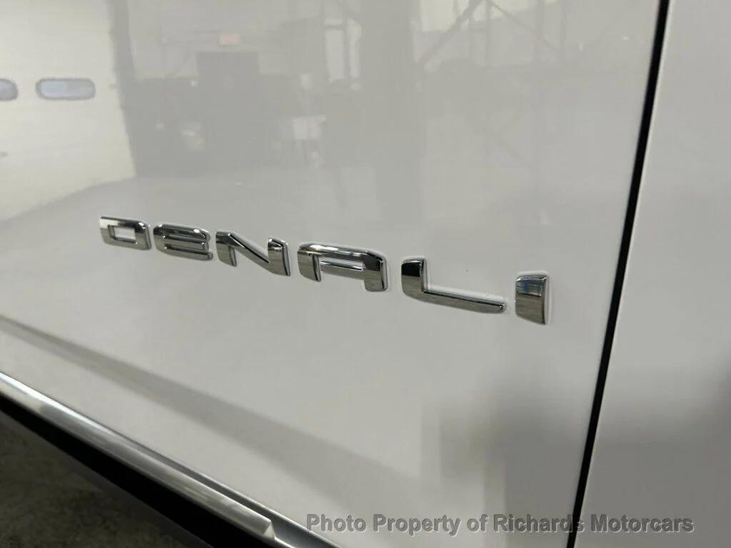 used 2025 GMC Yukon car, priced at $79,990