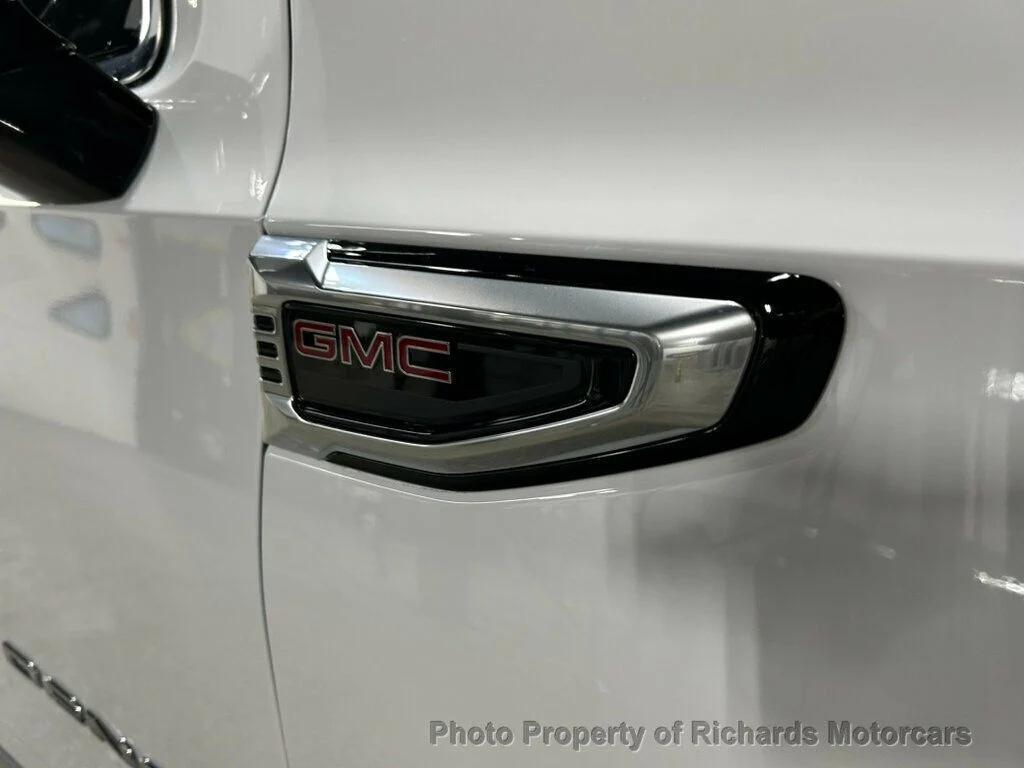 used 2025 GMC Yukon car, priced at $79,990