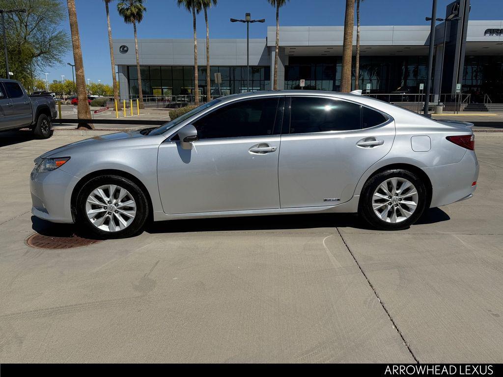 used 2015 Lexus ES 300h car, priced at $13,435