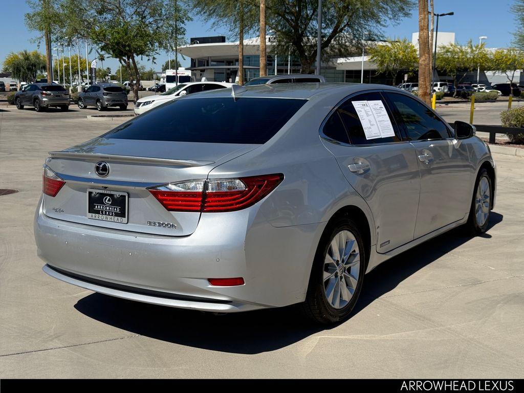 used 2015 Lexus ES 300h car, priced at $13,435