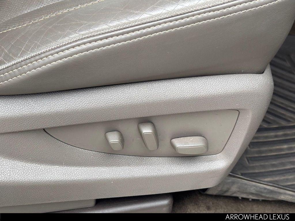 used 2017 GMC Yukon car, priced at $20,498