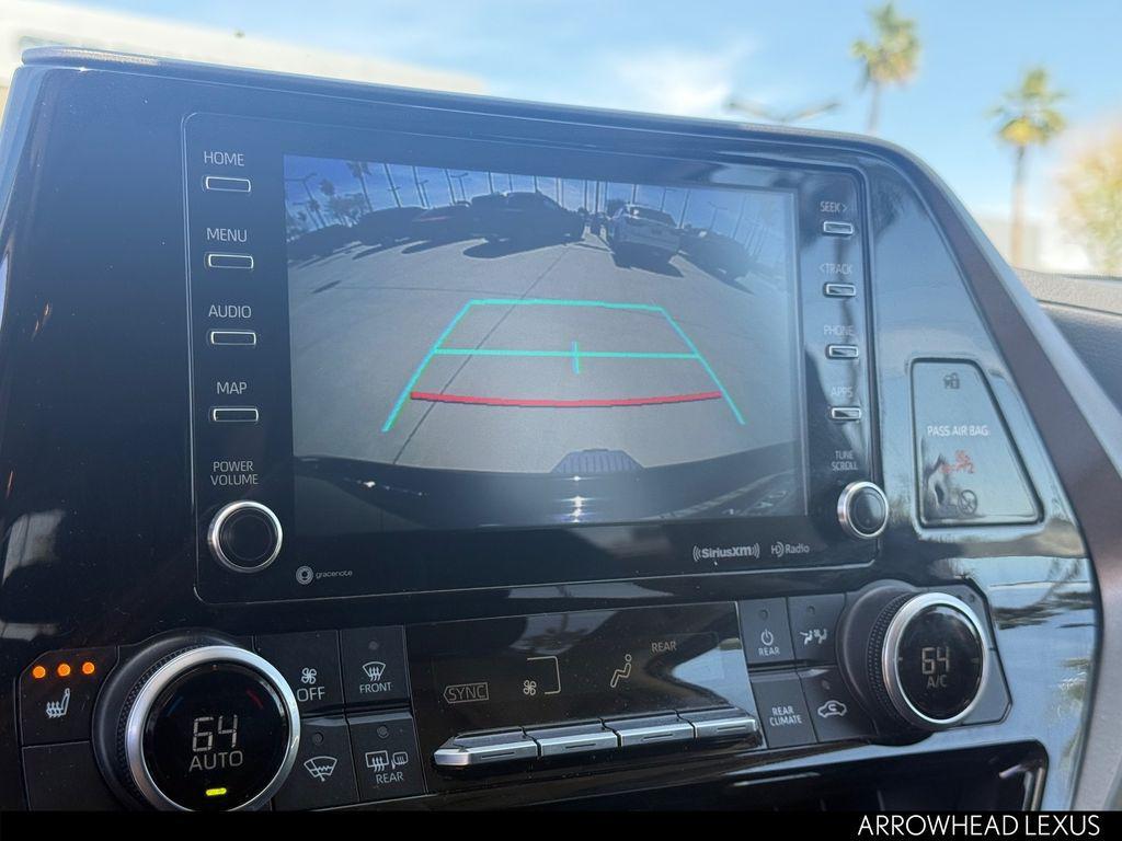 used 2021 Toyota Highlander car, priced at $33,797